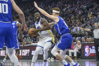 保持球队的 保持球队的